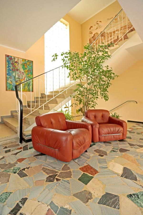 Hotel Reineldis Mureck Bagian luar foto