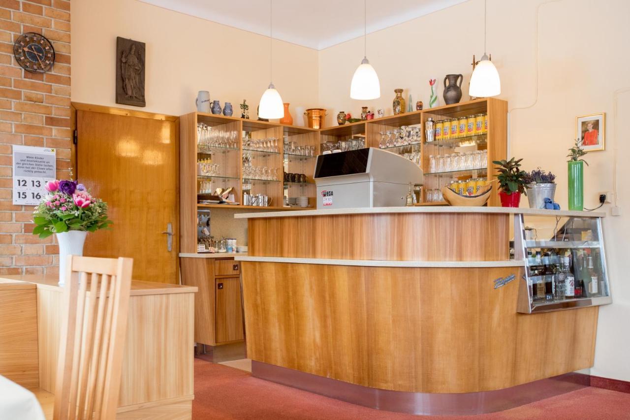 Hotel Reineldis Mureck Bagian luar foto